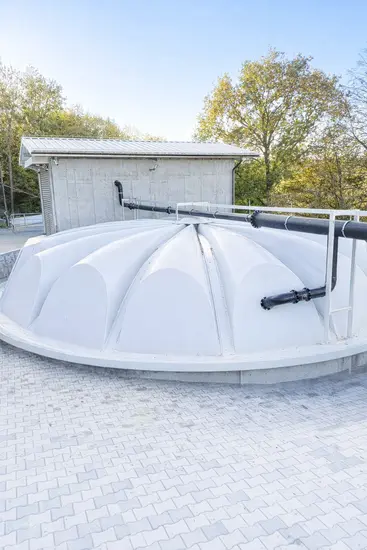 Przykrycia z laminatów poliestrowo-szklanych Przykrycia z laminatów poliestrowo-szklanych